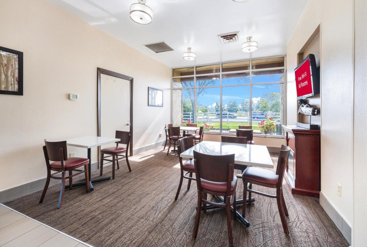 Red Roof Inn Columbus - Ґров-Сіті Екстер'єр фото